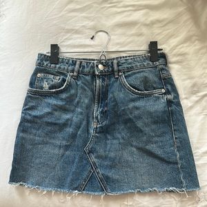 PERFECT DENIM MINI SKIRT